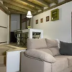 Apartamentos La Plata, 2